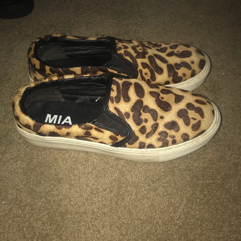Slip on’s - Picture 3 of 4